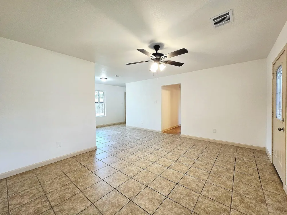 1111 Belshire Road Pasadena, TX 77502