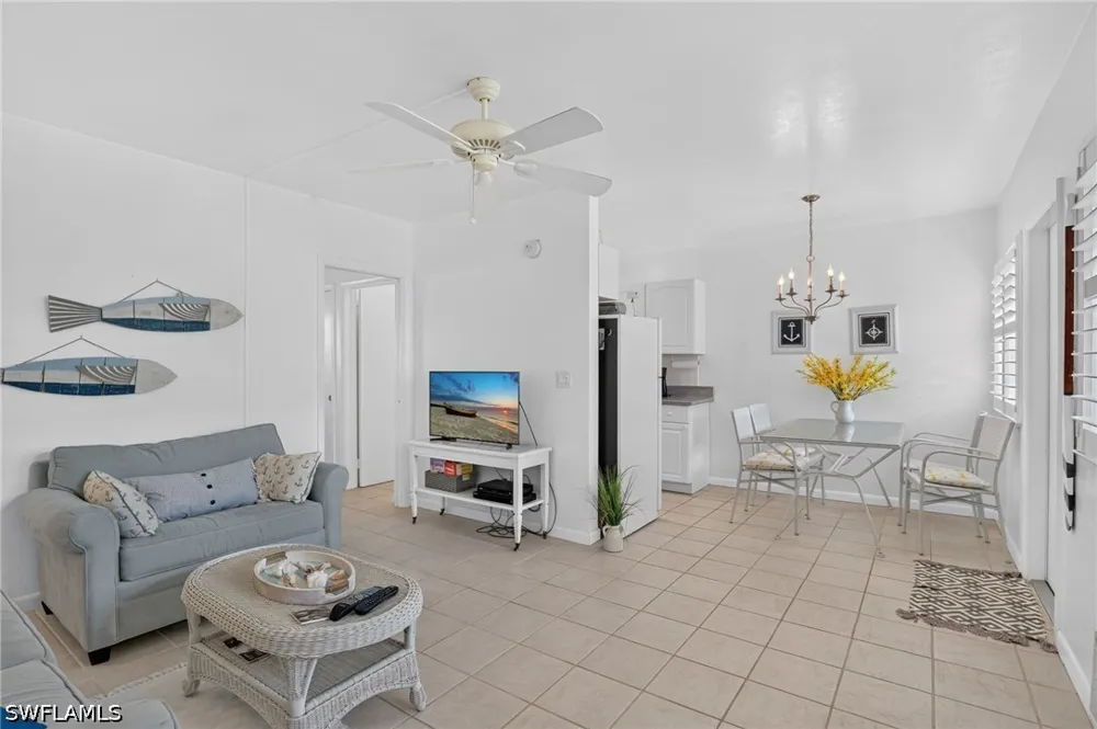 4th Avenue S #3 Naples, FL 34102