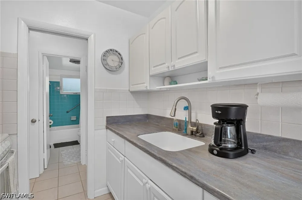 4th Avenue S #3 Naples, FL 34102