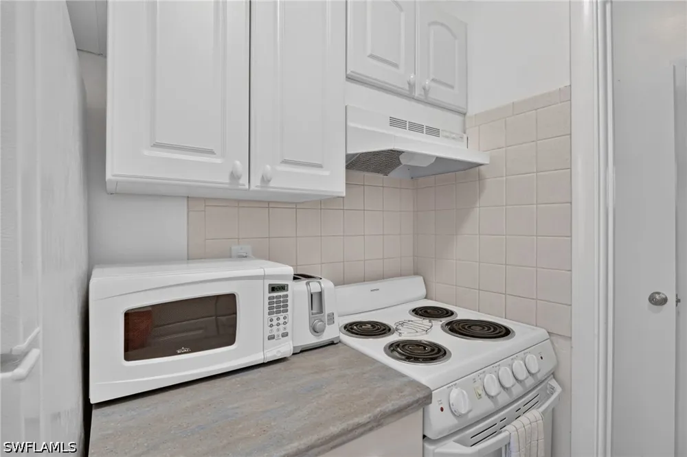 4th Avenue S #3 Naples, FL 34102
