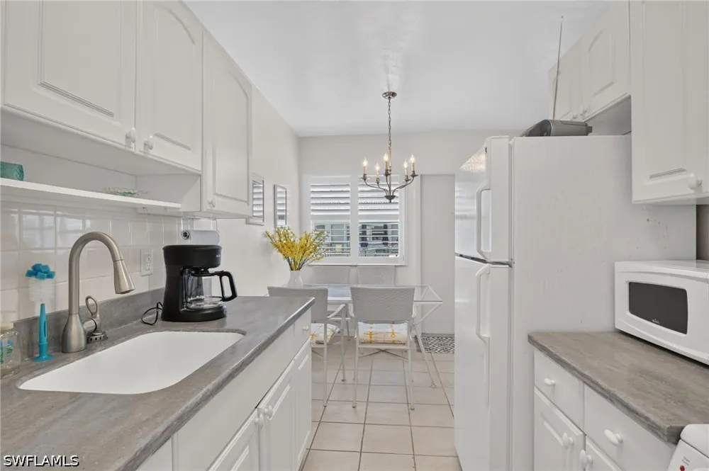 4th Avenue S #3 Naples, FL 34102