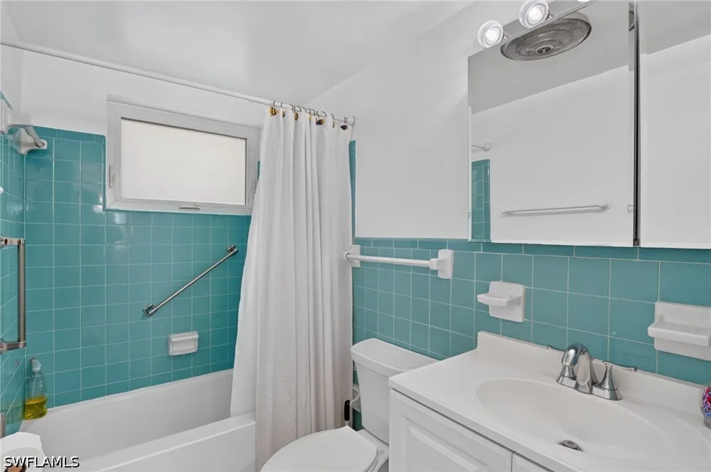 4th Avenue S #3 Naples, FL 34102