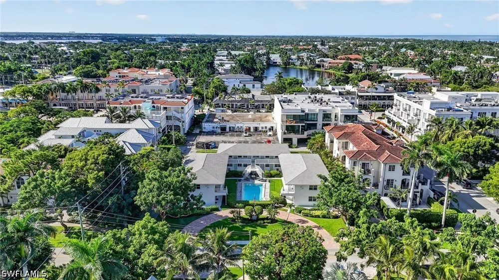 4th Avenue S #3 Naples, FL 34102