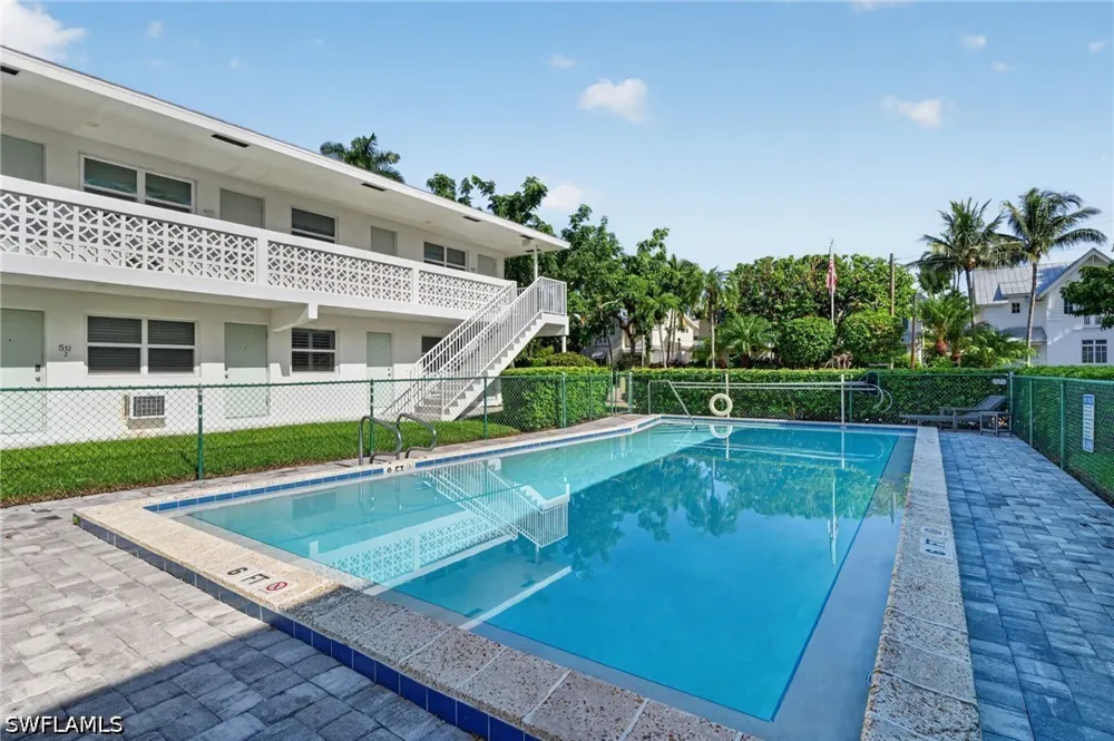 4th Avenue S #3 Naples, FL 34102