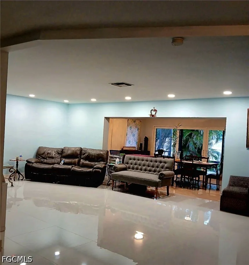 Melaleuca Drive Tamarac, FL 33319