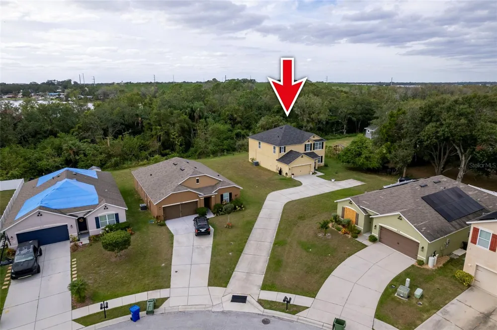 4162 ROBERTA DRIVE Winter Haven, FL 33881