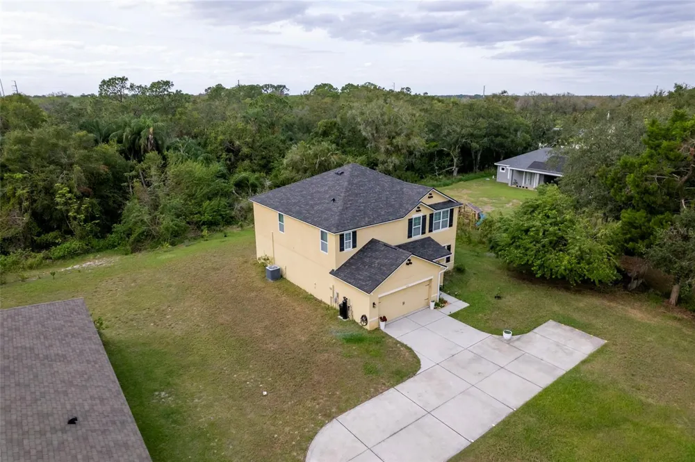 4162 ROBERTA DRIVE Winter Haven, FL 33881