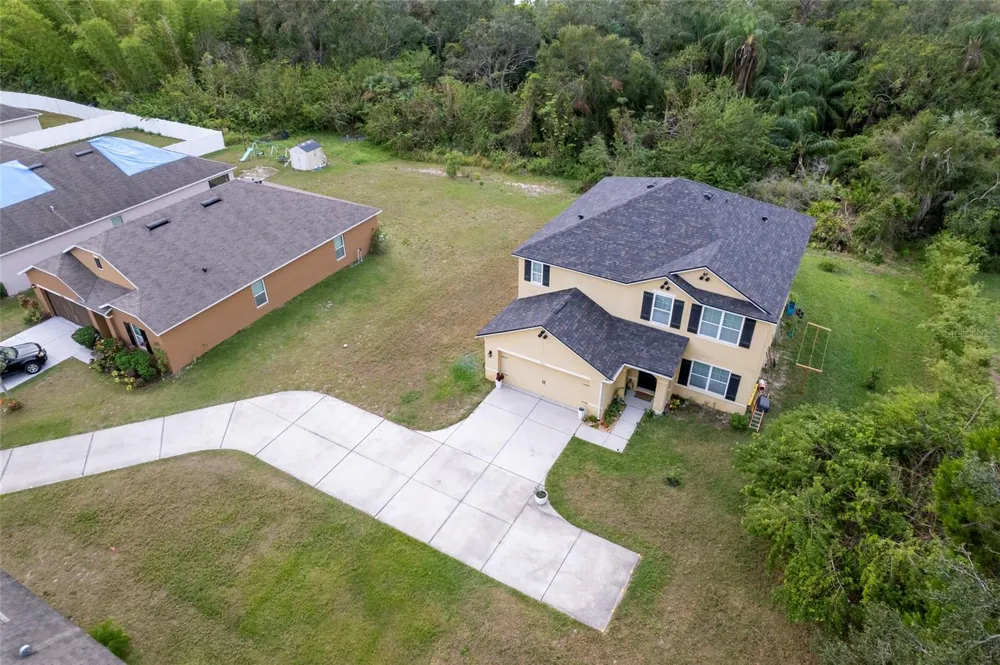 4162 ROBERTA DRIVE Winter Haven, FL 33881