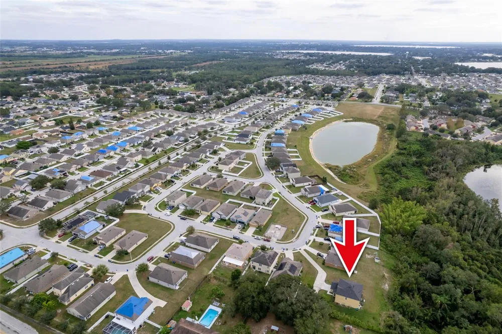 4162 ROBERTA DRIVE Winter Haven, FL 33881