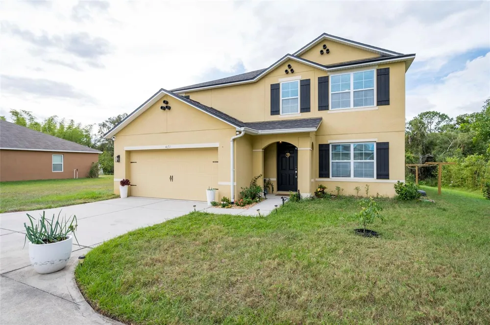 4162 ROBERTA DRIVE Winter Haven, FL 33881