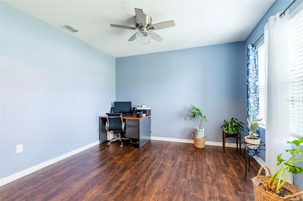 4162 ROBERTA DRIVE Winter Haven, FL 33881