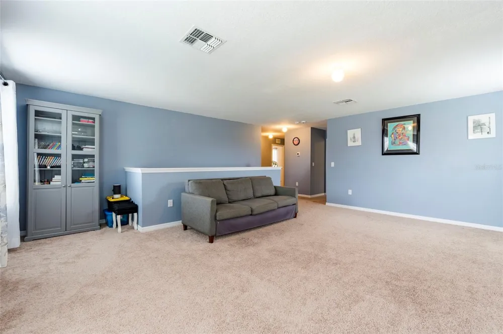 4162 ROBERTA DRIVE Winter Haven, FL 33881