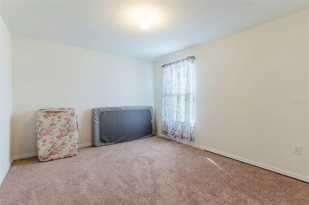 4162 ROBERTA DRIVE Winter Haven, FL 33881