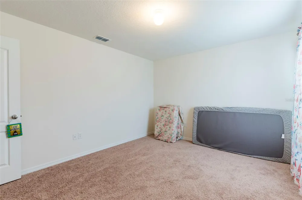 4162 ROBERTA DRIVE Winter Haven, FL 33881