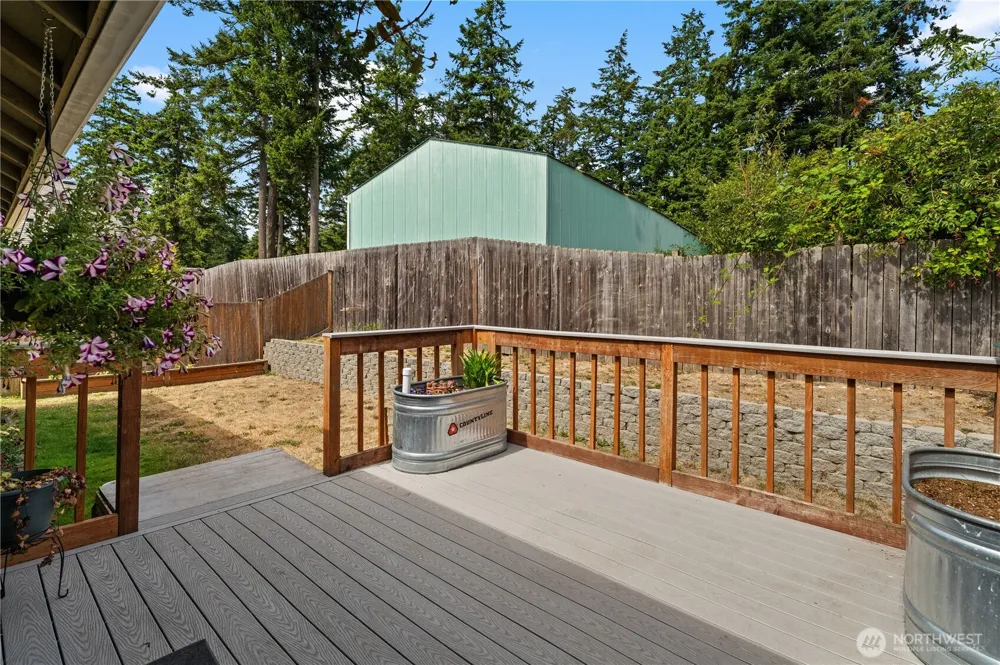 961 NW Longview Drive Oak Harbor, WA 98277
