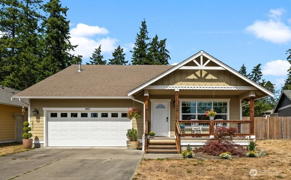 961 NW Longview Drive Oak Harbor, WA 98277