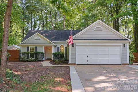 206 Aurora Lane