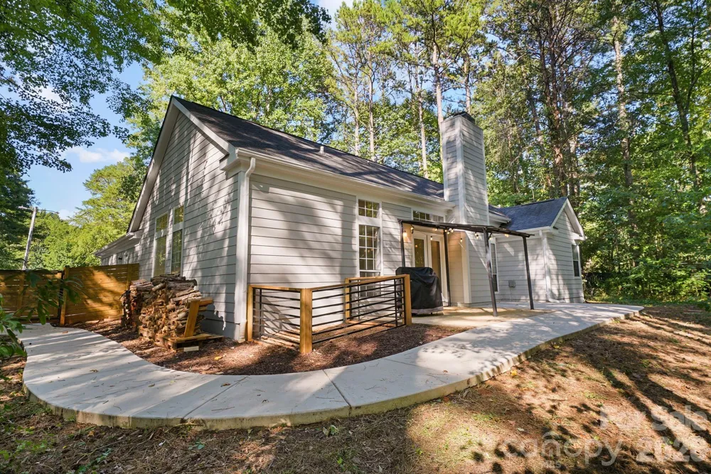 206 Aurora Lane Huntersville, NC 28078