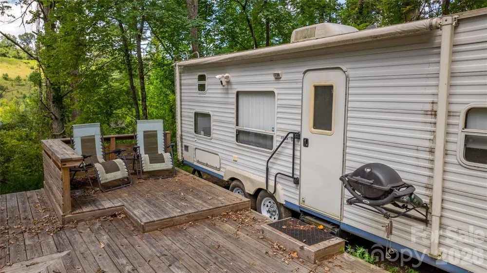 22 Fern Gully Marshall, NC 28753