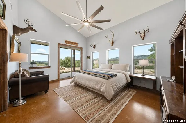 161 Balsly Rd Center Point, TX 78010