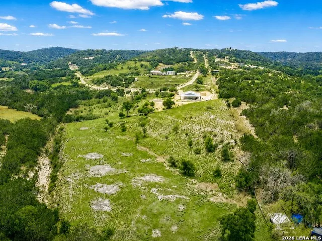 161 Balsly Rd Center Point, TX 78010
