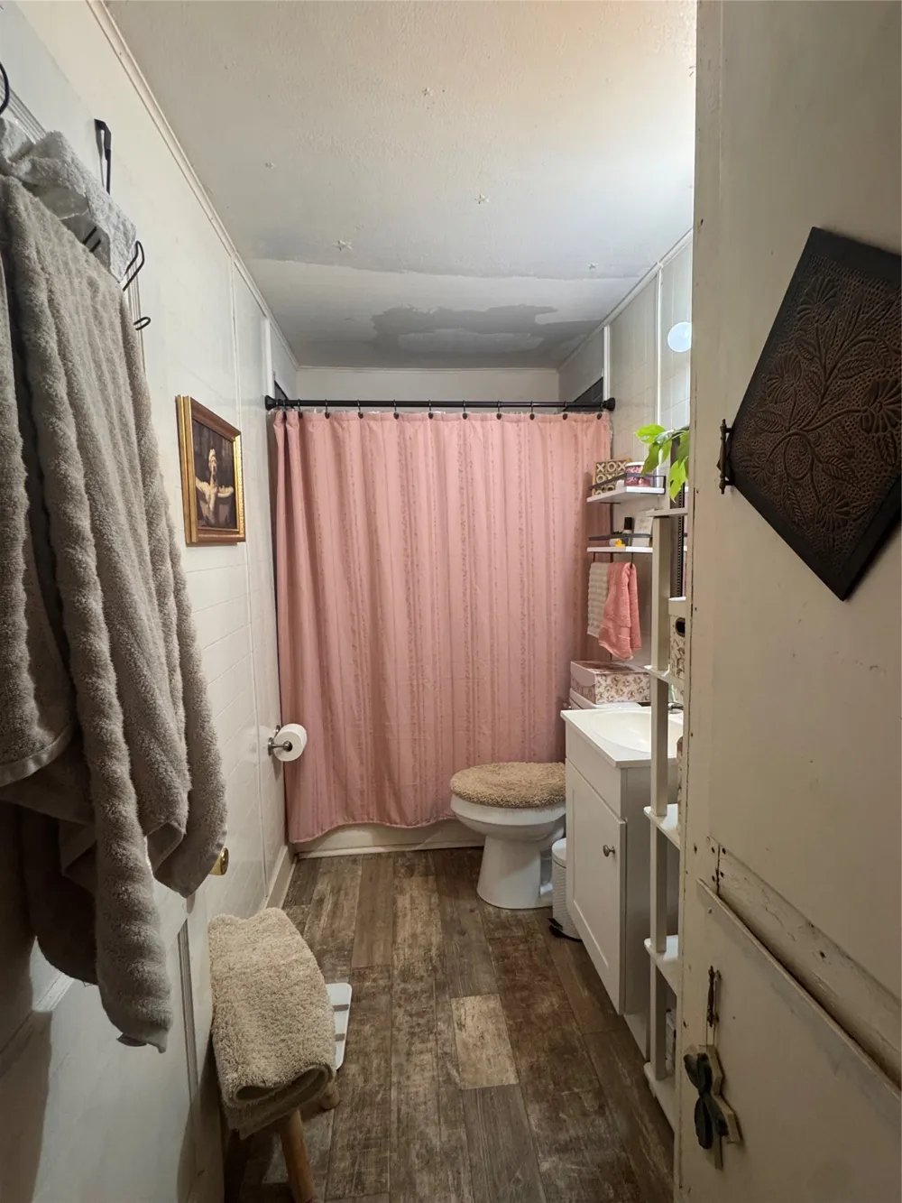 1306 W 10th Street Mt Pleasant, TX 75455