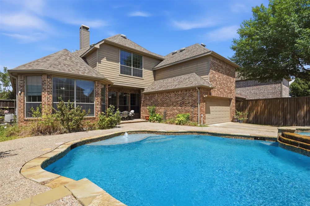 2310 Queen Morgan Lane Lewisville, TX 75056