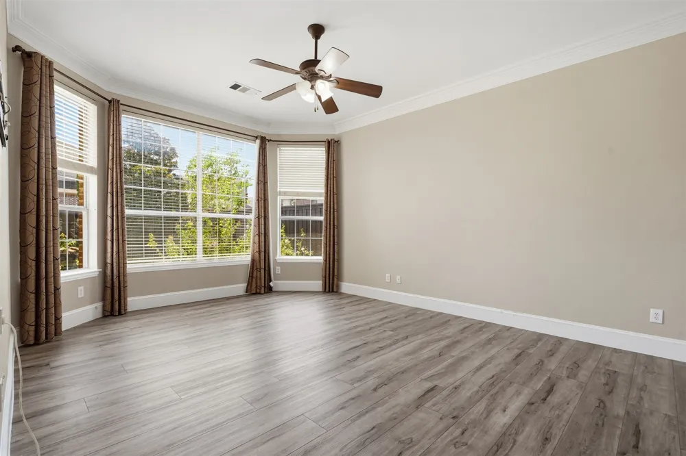 2310 Queen Morgan Lane Lewisville, TX 75056