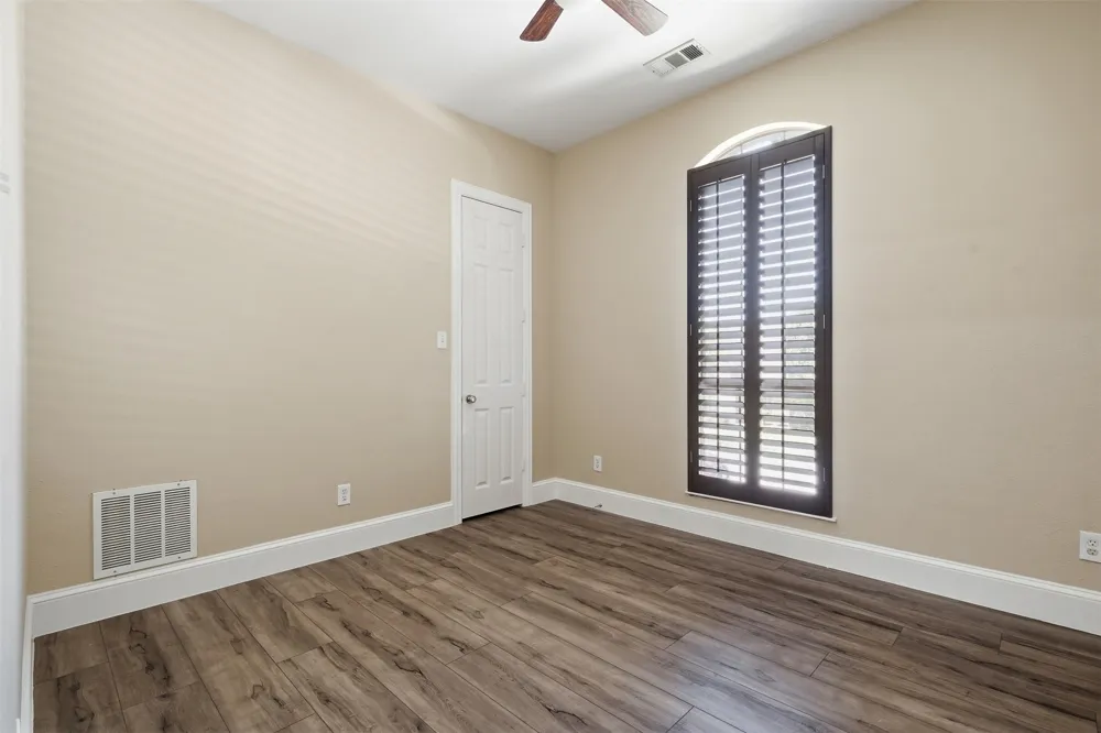 2310 Queen Morgan Lane Lewisville, TX 75056
