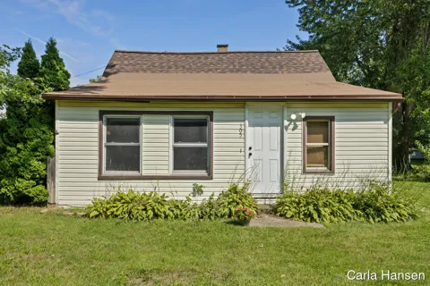 305 Crescent Street