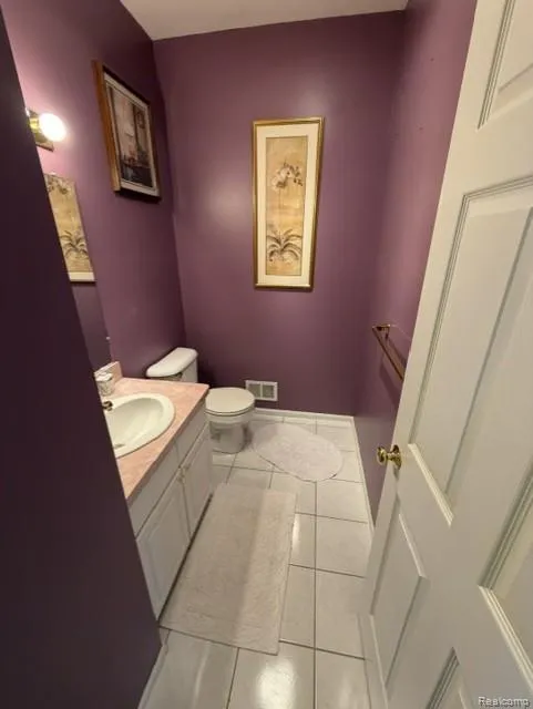 29211 Sunridge Farmington Hills City, MI 48334