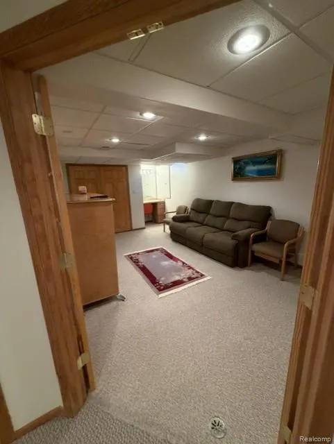 29211 Sunridge Farmington Hills City, MI 48334