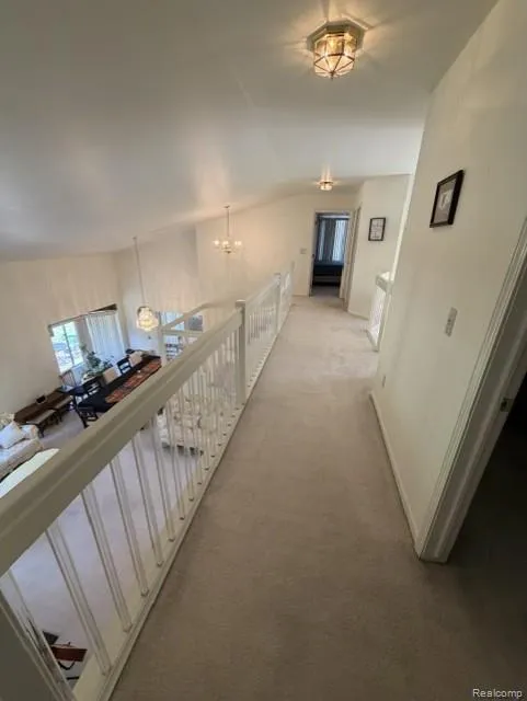 29211 Sunridge Farmington Hills City, MI 48334