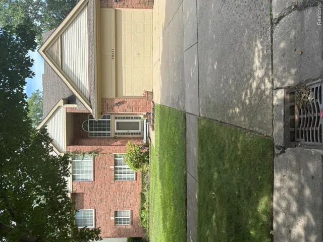 29211 Sunridge Farmington Hills City, MI 48334