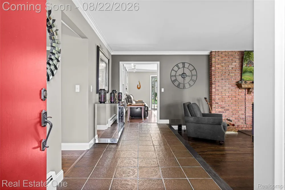 28330 E Blom Drive Harrison Charter Township, MI 48045