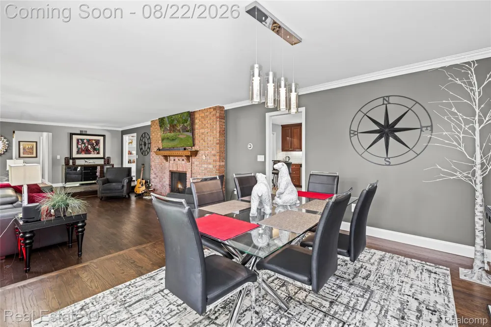 28330 E Blom Drive Harrison Charter Township, MI 48045