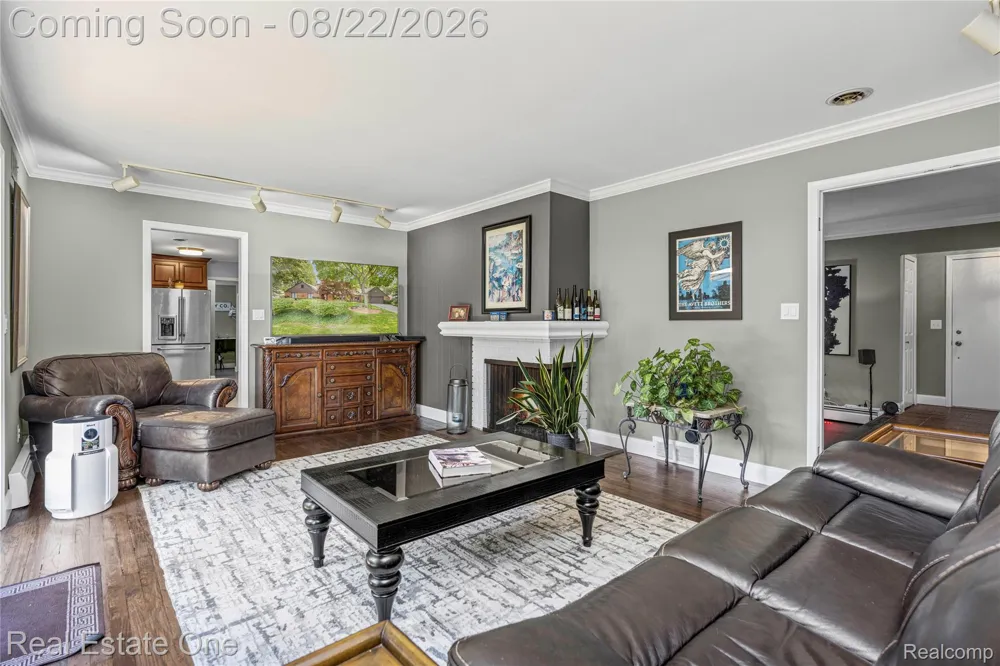 28330 E Blom Drive Harrison Charter Township, MI 48045