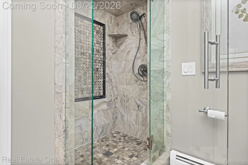 28330 E Blom Drive Harrison Charter Township, MI 48045