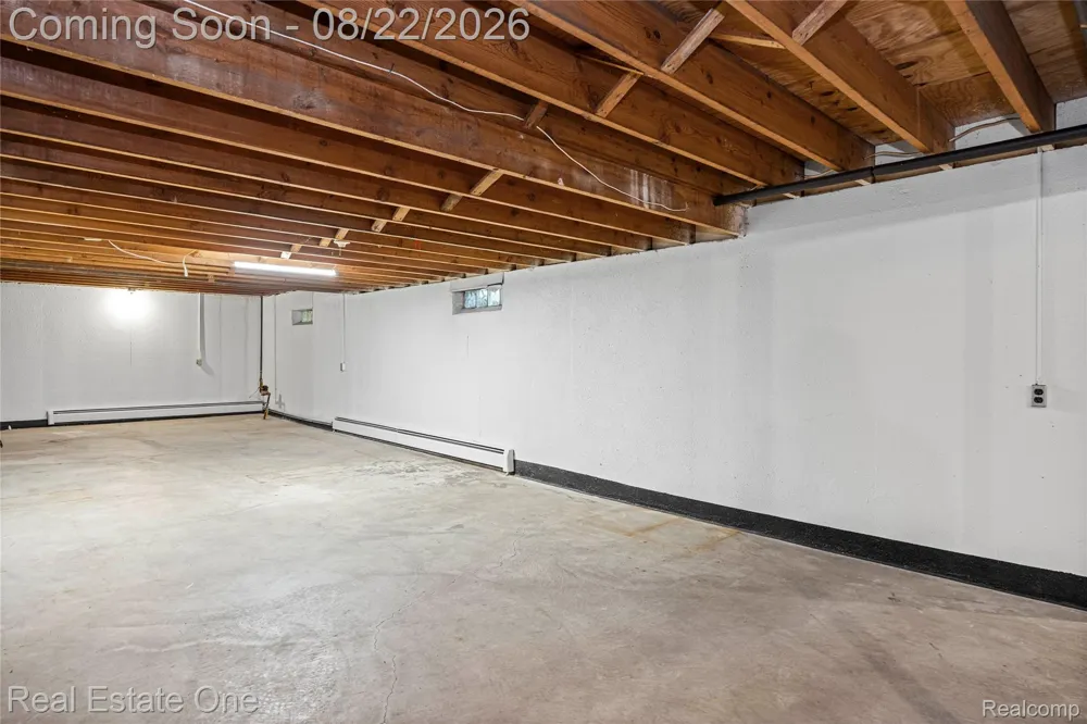 28330 E Blom Drive Harrison Charter Township, MI 48045