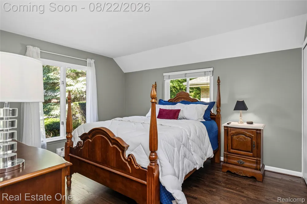 28330 E Blom Drive Harrison Charter Township, MI 48045