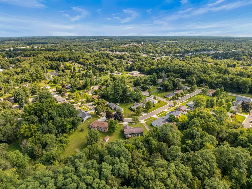 159 Westwood Drive Hillsdale City, MI 49242