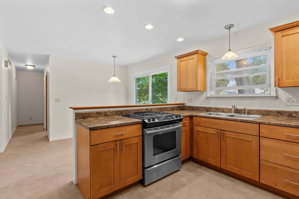 159 Westwood Drive Hillsdale City, MI 49242
