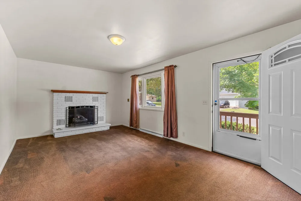 159 Westwood Drive Hillsdale City, MI 49242