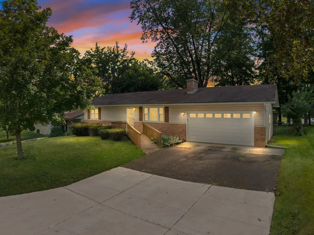 159 Westwood Drive Hillsdale City, MI 49242