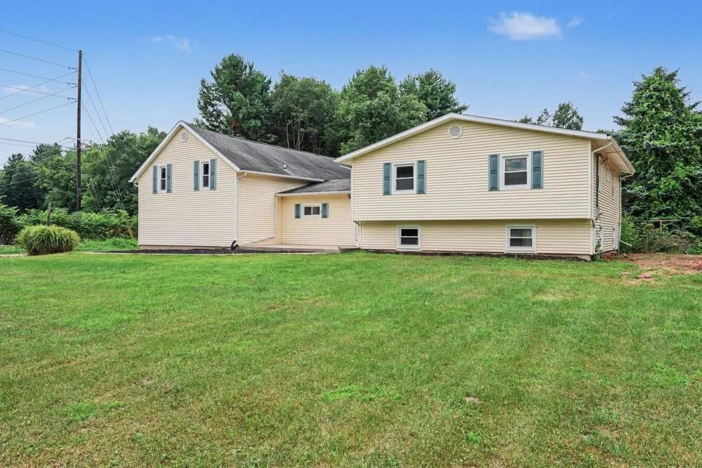 11867 4 Mile Road Battle Creek City, MI 49015