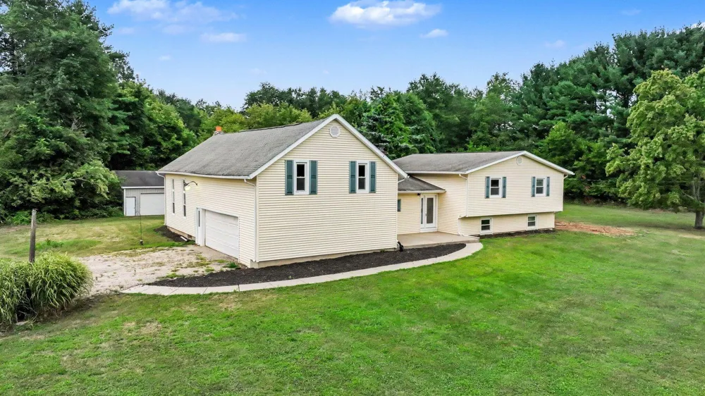 11867 4 Mile Road Battle Creek City, MI 49015