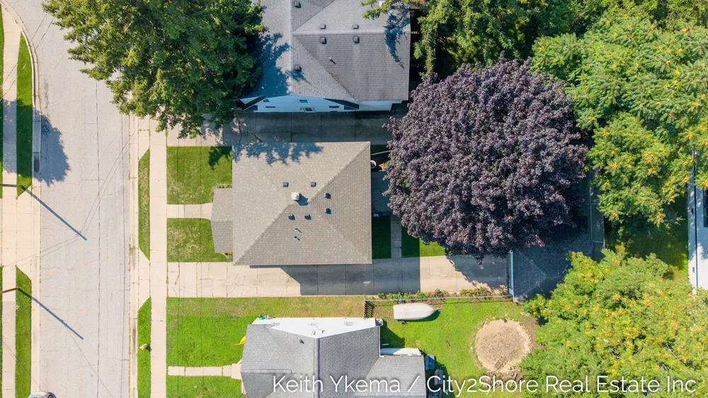 1807 Martindale Avenue SW Wyoming City, MI 49509