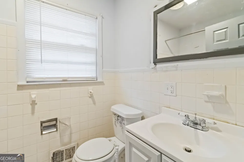913 Longleaf DR Forest Park, GA 30297