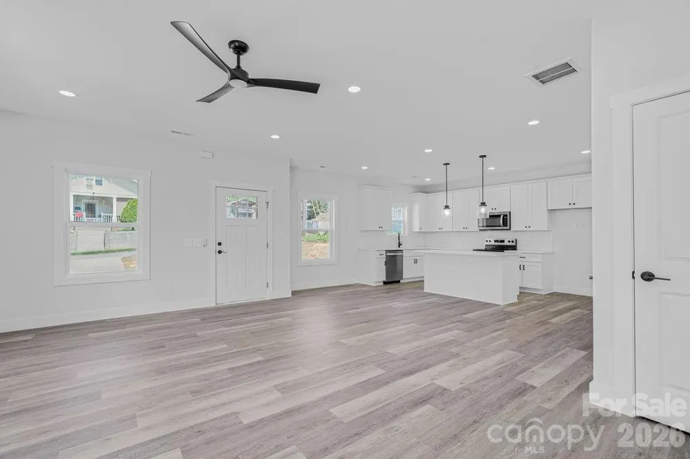 206 Prospect Street NW Lenoir, NC 28645