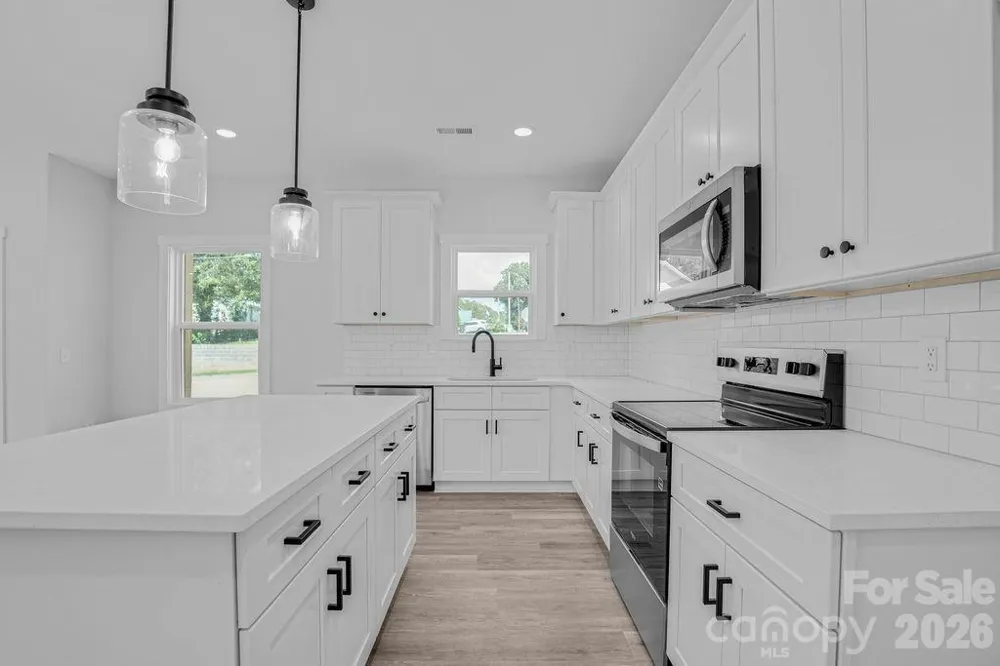 206 Prospect Street NW Lenoir, NC 28645